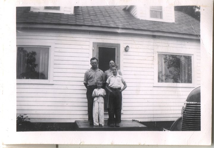 0384.jpg - Vernon, Ruth, Robert, Alice Kauffman  1951c  Pigeon, Michigan