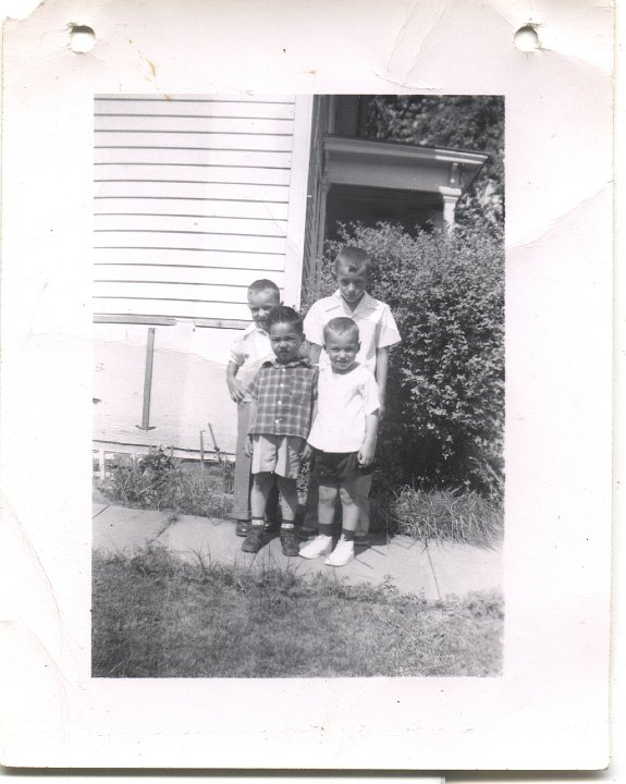 0401.jpg - Fred, Larry, Lynn Roth, Danny Trevino  1956c