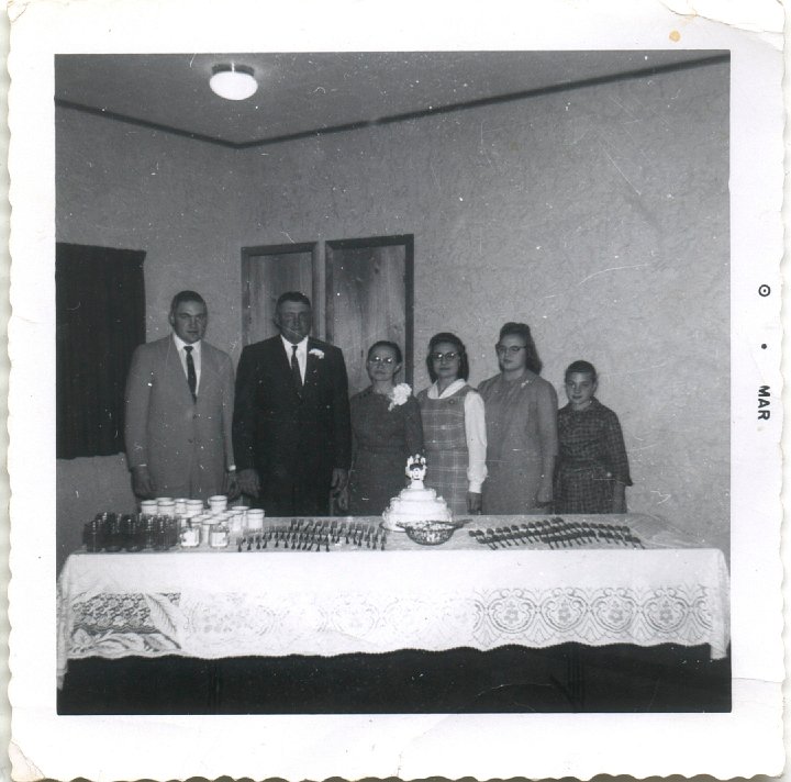 0440.jpg - Dennis, Orie, Wilma, Sheril, Becky, Rosemary