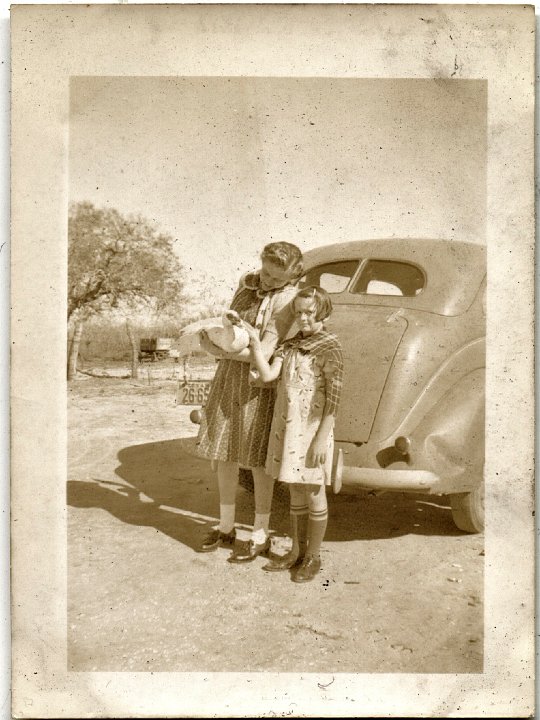 0459.jpg - Uncle George's duck.  Bernice Schrock & Lola Von Bontrager.  Trip to Texas.  1940-41.