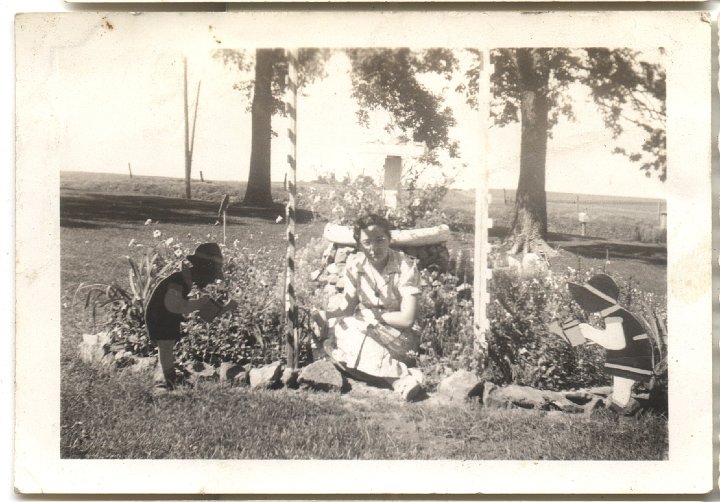 0478.jpg - 'Little Marjorie in the flower garden'  Marjorie Yoder  1939c