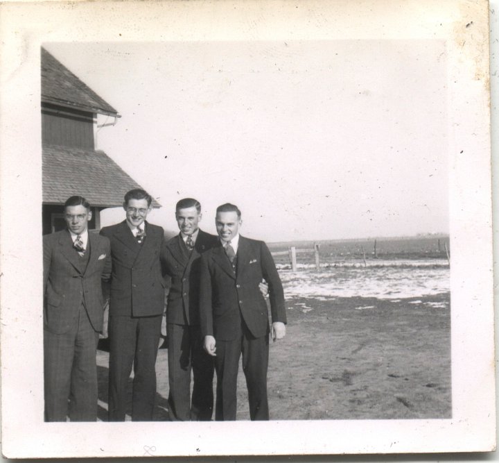 0564.jpg - Lloyd, Ray, Wilmer, & Glenn Roth  1944c