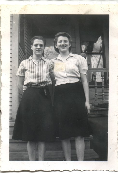 0624.jpg - Irene Reschly & Mary   unknown  1944c