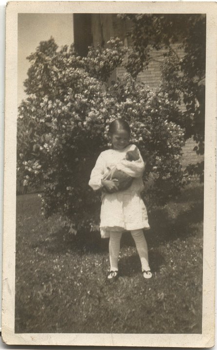 0660.jpg - Mildred Erb  7 yrs old   Sep 24, 1924