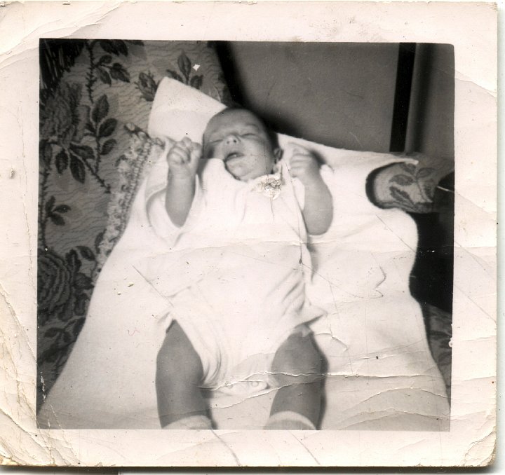 0753.jpg - unknown baby.  1949c