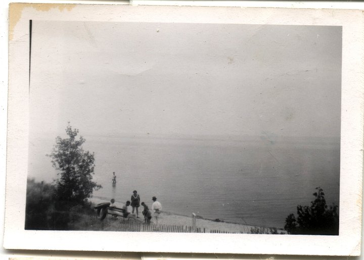 0759.jpg - Beach on unknown lake or ocean.  1955c