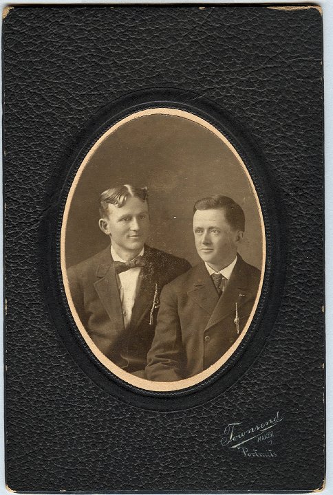 0827A.jpg - Charlie Yoder, Abner Miller  1915c