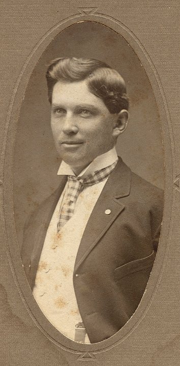 0845B.jpg - Henry Gingerich  1908c