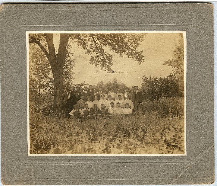 0851A.jpg - 'In Rememberance of Wm Reschly, Wayland, IA   Unknown group.  1920c