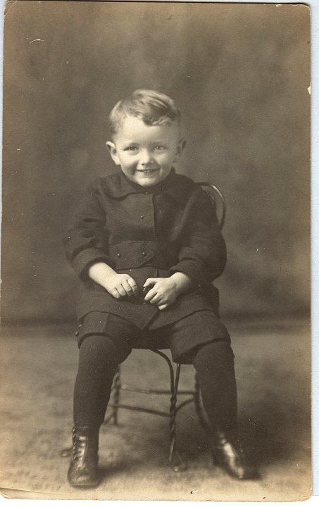 0877.jpg - unknown boy; 1912c