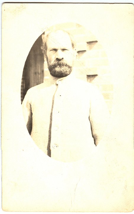 0878.jpg - unknown man with beard; 1916c