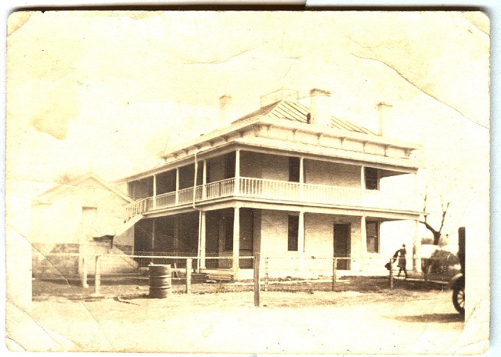 0894.jpg - unknown house, 1914c