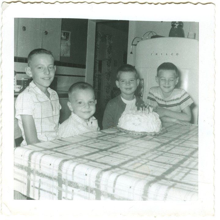 0994.jpg - Someone's Birthday   left:  Fred, Reynolds Roth, Steve Rebling, Lynn Roth.  1959c