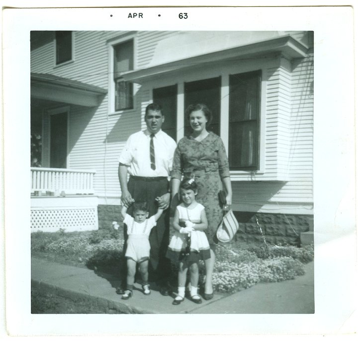 0996.jpg - Wayne King Family, son of Ralph & Betty King from Chicago.  1963     see also #1000