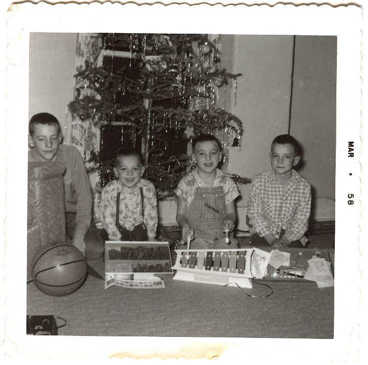 1103.jpg - Fred, Reynolds, Lynn, & Larry Roth, Christmas 1957