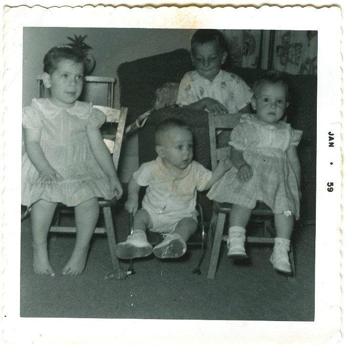 1145.jpg - Barbara Reschly, Lamar Roth, Reynolds Roth, Roslyn Reschly.  1958