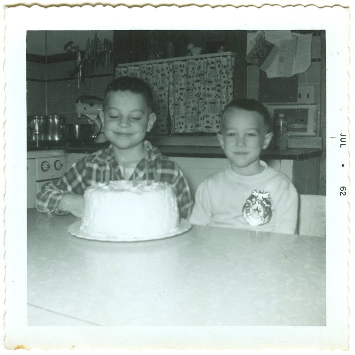 1153.jpg - Reynolds & Lamar Roth, birthday party.  1962