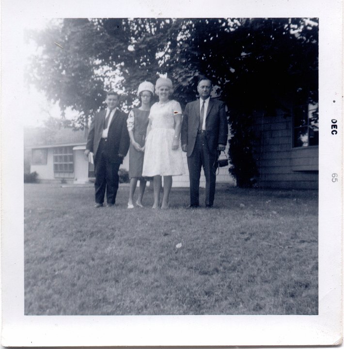 1489.jpg - Harry & Stella Nofziger, ???, & Raymond.  Ontario, Canada  1965