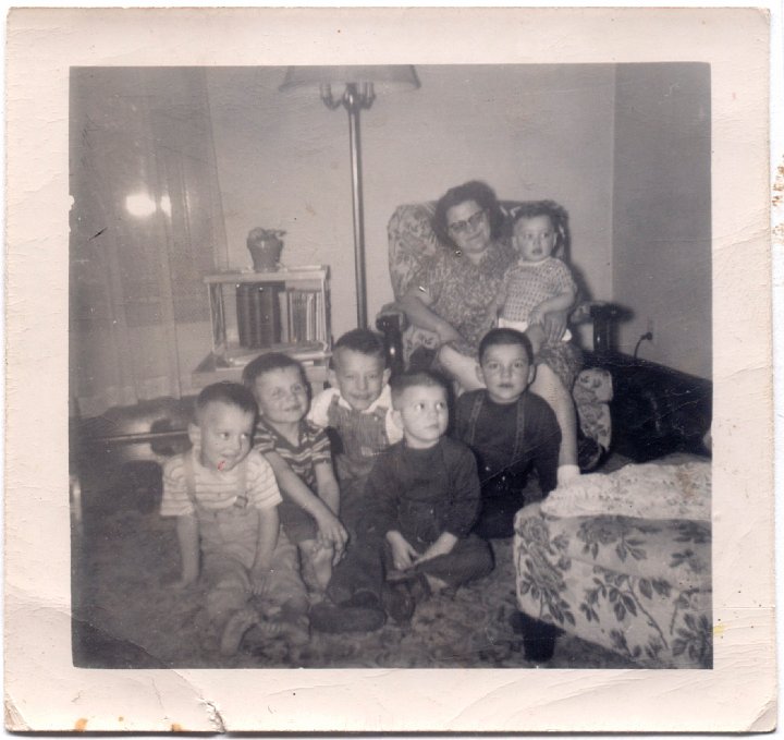 1490.jpg - Larry Roth, Meredith Reschly, Fred Roth, Wayne, Dudley Pankoke, Irend Pankoke holding Lynn Roth.  1953