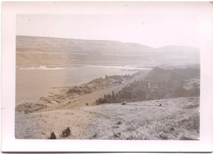 1497.jpg - unknown river & bridge.  1952c