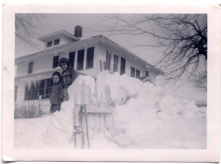 1536.jpg - Larry & Fred Roth in the big snowbanks west of the house.  1951c