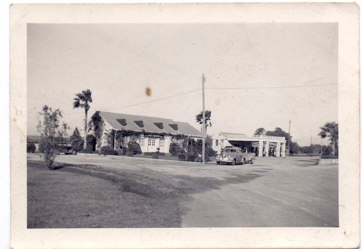 1558.jpg - Unknown southern location. 1940c