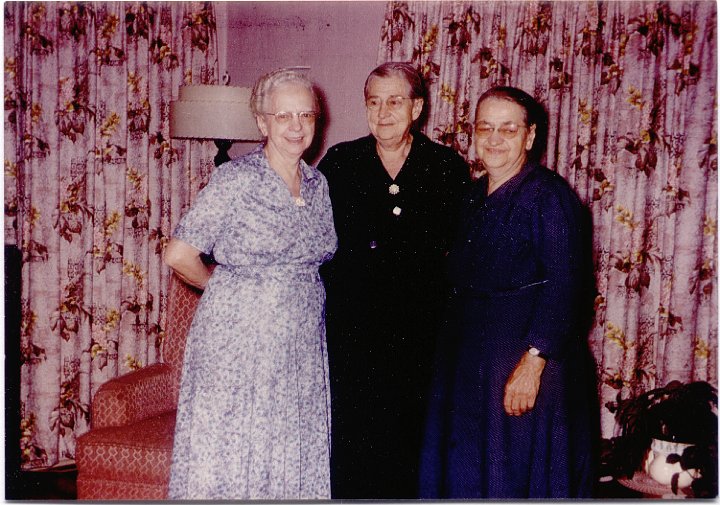 1707.jpg - Swartzendruber Sisters.  Ruth S. Schrock, Alta S. Gingerich, Katie S. Reschly.  1957c