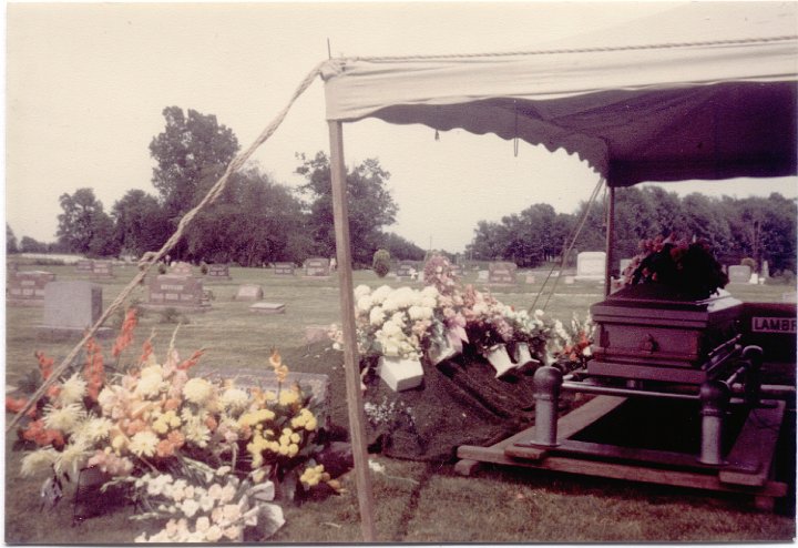 1712.jpg - Burial unknown.  1963c