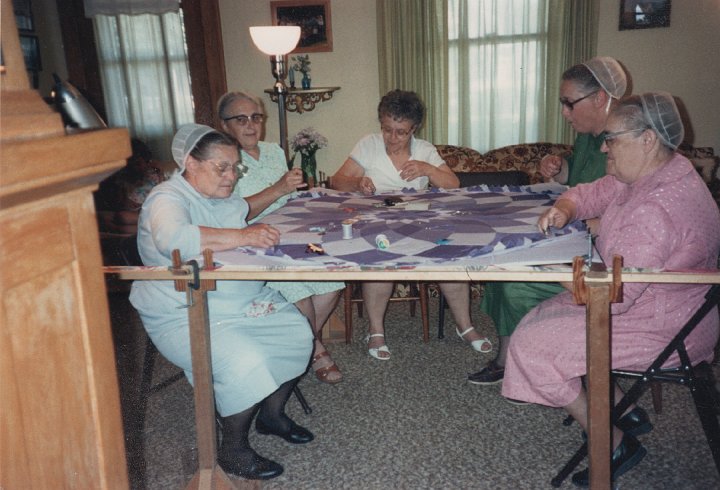 1841.1.jpg - Edna's quilting group from Kalona