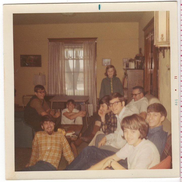 1983.jpg - Mike, Lynn, Lamar, Reynolds, Michelle, Don, Cheryl, Percy, John Gerig.  1971