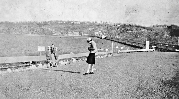 BagnallDam1.jpg - New Bagnell Dam in the Ozarks.