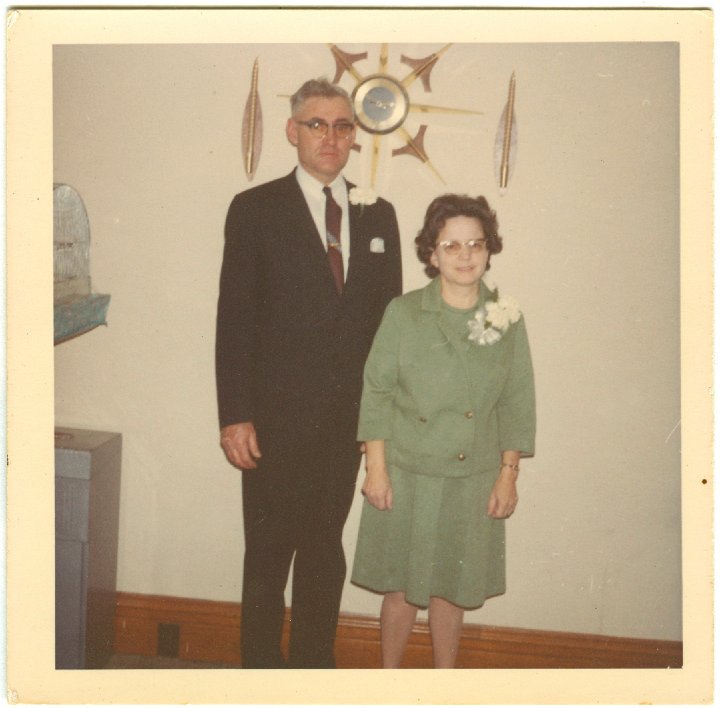 1219.jpg - Ray & Edna Roth, 25th Anniversary.  1968