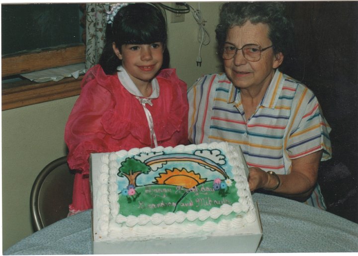 1861.jpg - Happy birthday Grandma & Mikayla.  Mikayla & Edna Roth.