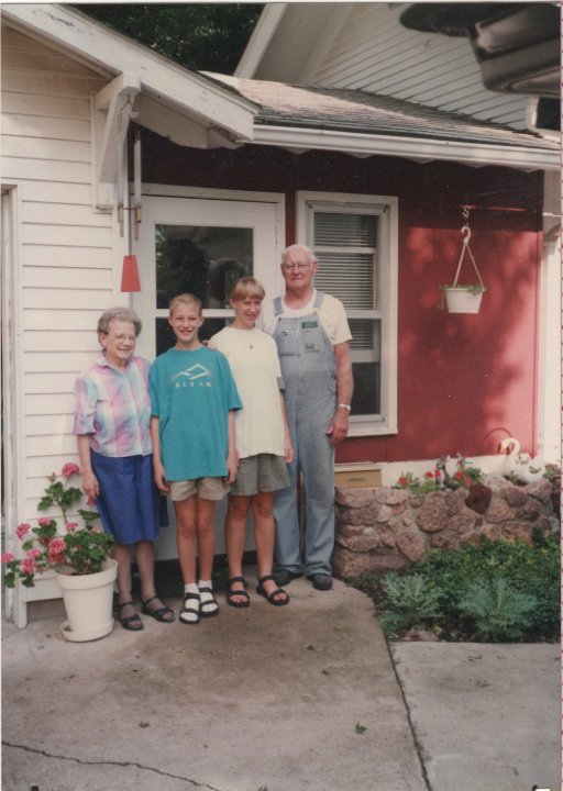 1966.jpg - Edna, Alex, Meryl & Ray Roth in Olds, IA