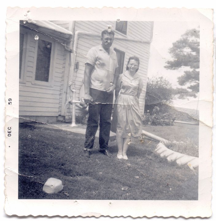 1673.jpg - Percy & Lillian Gerig visiting from Albany, OR 1959