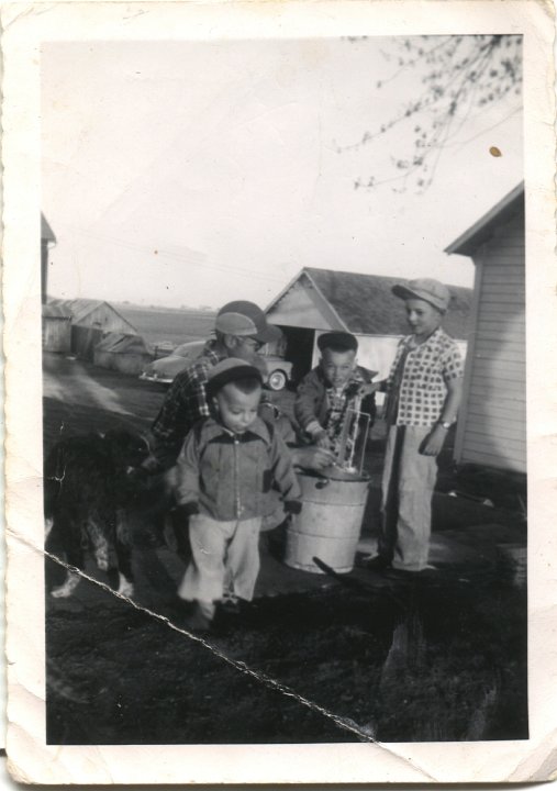 0194.jpg - Sparky, Reynolds, Ray, Lynn, Larry making ice cream.  1957c