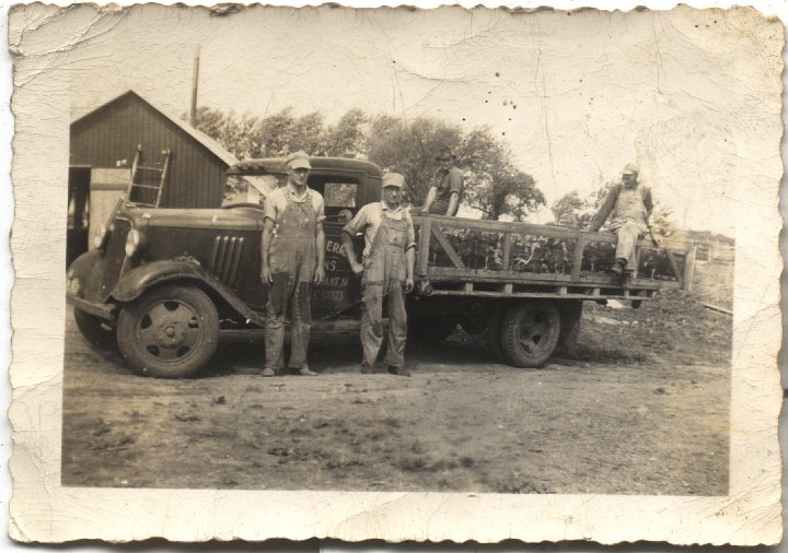 0649.jpg - Load of turkeys going to market.  Ray Roth, Ivan Yoder, Jake Stauffer.  1945c