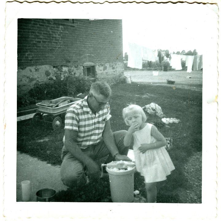 1092.jpg - Ray Roth & Julie Ogie making ice cream.  1965