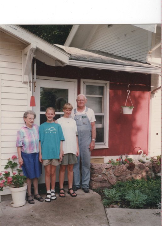 1967.jpg - Edna, Alex, Meryl & Ray Roth in Olds, IA