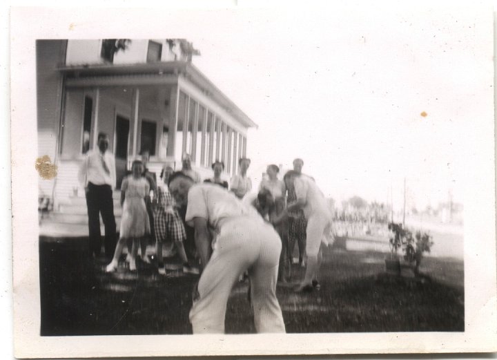 0641.jpg - Ralph Reschly, goup unknown  1945c