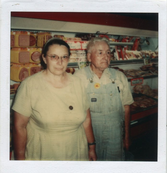 0671.jpg - Edgar & Fannie Swartzendruber  Winners of $1150 Givaway at Jack & Jills in Kalona.  Aug 24, 1978.  Cousin to Katie Swartzendruber Reschly.