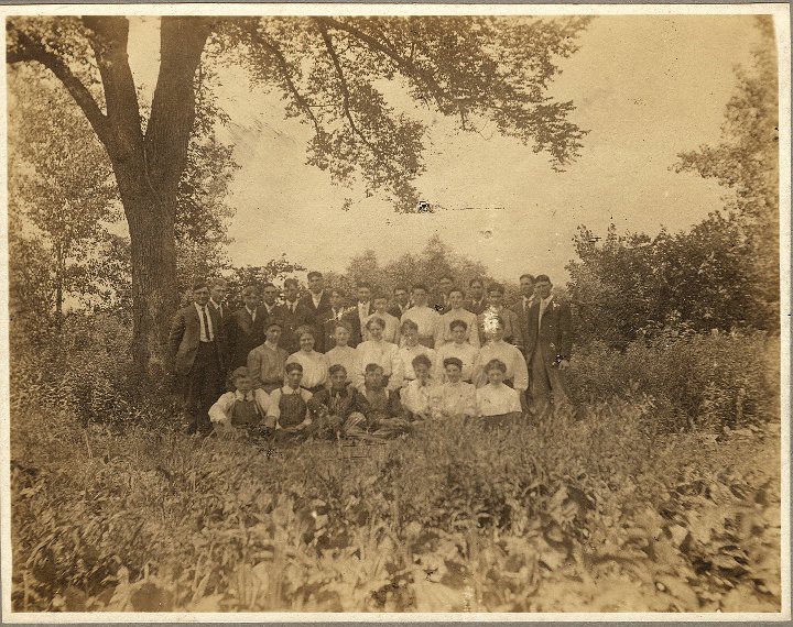 0851B.jpg - 'In Rememberance of Wm Reschly, Wayland, IA   Unknown group.  1920c