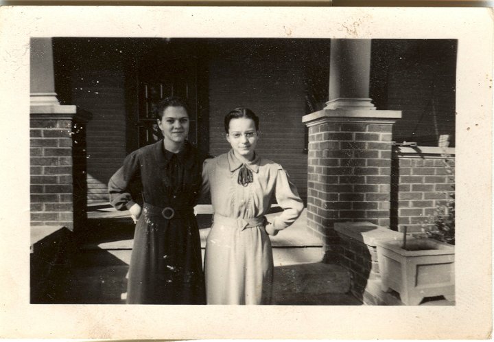 0927.jpg - Irene & Edna Reschly 1941c   Taken at the house north of Olds before Hwy 78 on west side.