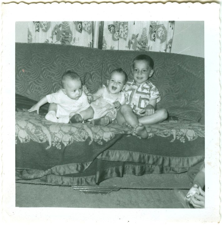 1194.jpg - Lamar Roth, Roslyn Reschly, & Reynolds Roth  1959