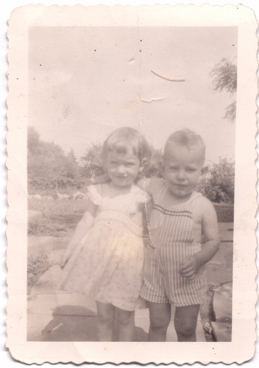 1525.jpg - Joanne Reschly & FRed Roth, 1948c