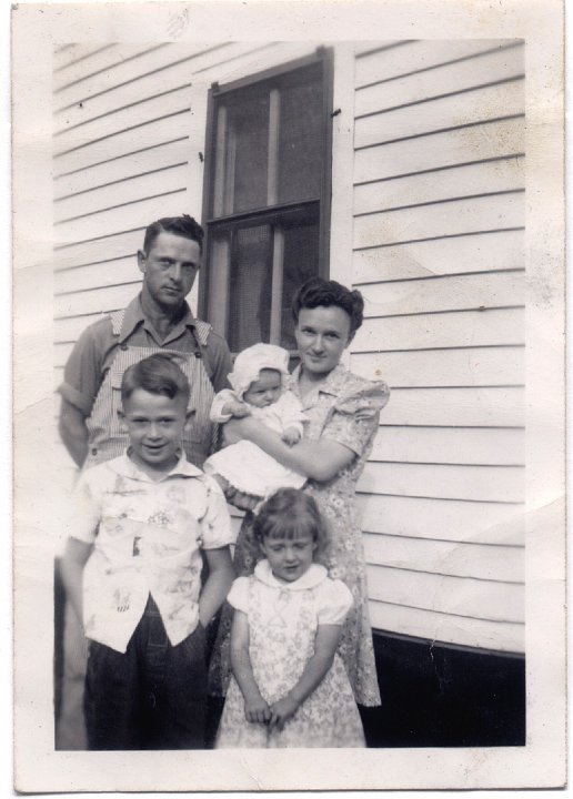 1643.jpg - Ralph, Irene, Gary, Joanne, Louise.  1946c  Brown Album