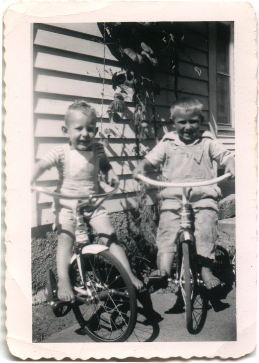 0218.jpg - Fred Roth and Loren Beachy on tricycle.  1949c