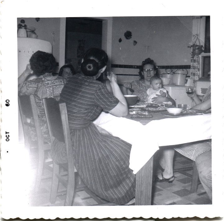 0438.jpg - Dorothy, Kathy, Miriam, Donna Rebling  1960