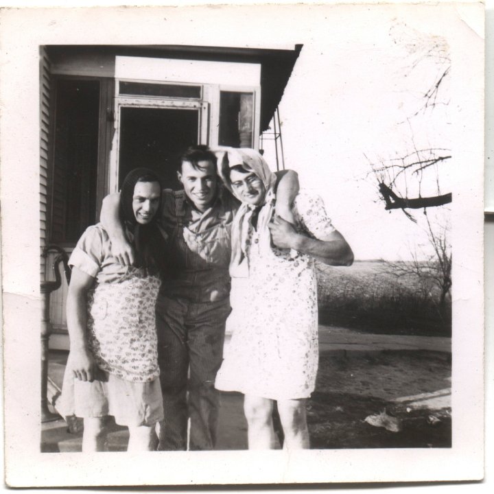 0558.jpg - Glenn, Lloyd, & Ray Roth.  1944c