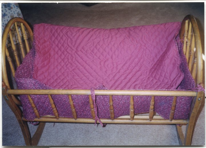 0731.jpg - Ray Roth's baby bed.  1997c